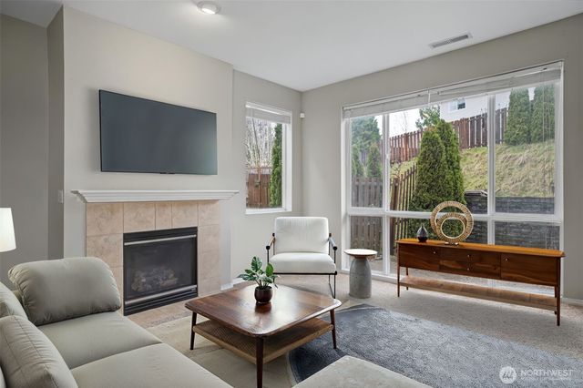 6528 Elizabeth Avenue SE, Auburn, WA 98092