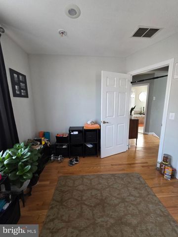 25 COLUMBIA AVE, Trenton, NJ 08618