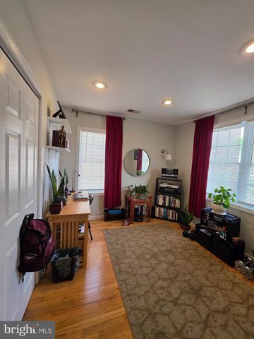25 COLUMBIA AVE, Trenton, NJ 08618