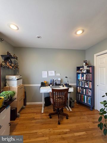 25 COLUMBIA AVE, Trenton, NJ 08618