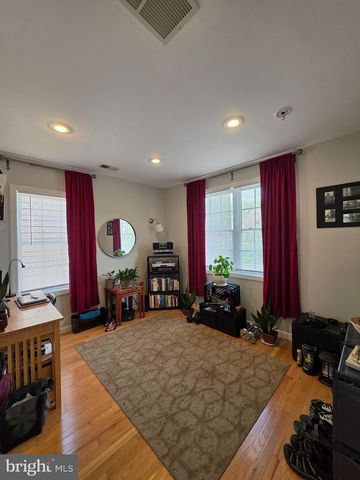 25 COLUMBIA AVE, Trenton, NJ 08618