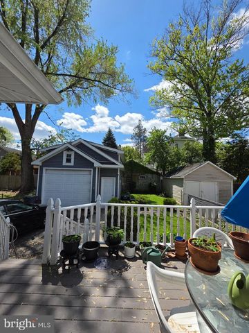 25 COLUMBIA AVE, Trenton, NJ 08618