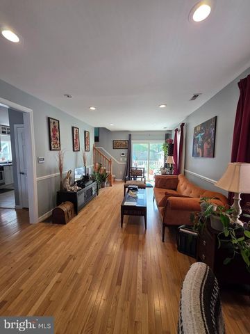 25 COLUMBIA AVE, Trenton, NJ 08618