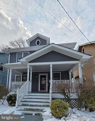25 COLUMBIA AVE, Trenton, NJ 08618