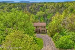 36 Old Baltus Court, Athens, NY 12015