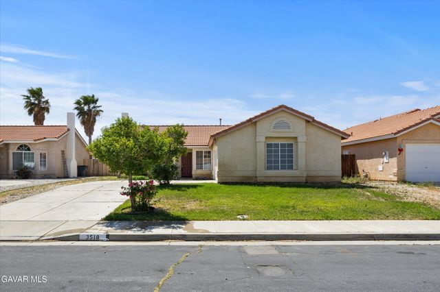 3518 San Jacinto Avenue, Rosamond, CA 93560