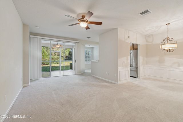8623 LITTLE SWIFT Circle 29G, Jacksonville, FL 32256