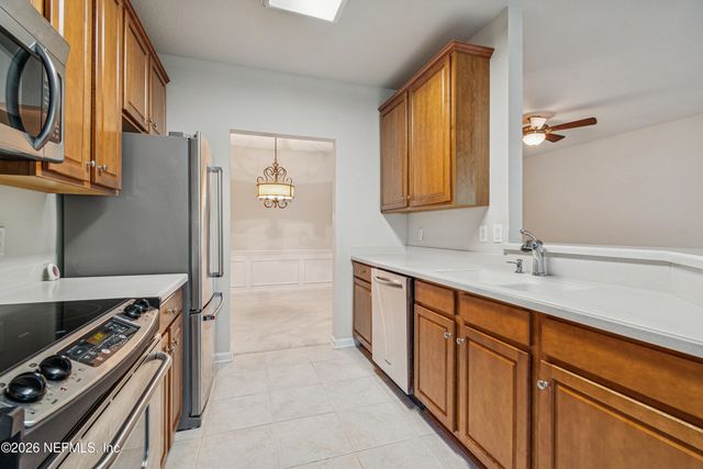 8623 LITTLE SWIFT Circle 29G, Jacksonville, FL 32256