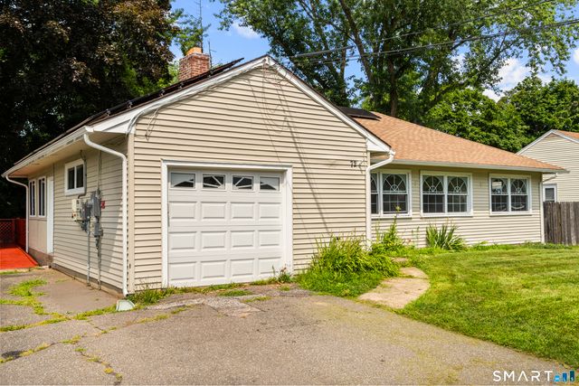 72 Vernon Street, Manchester, CT 06042