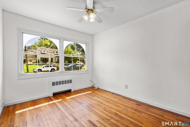 72 Vernon Street, Manchester, CT 06042