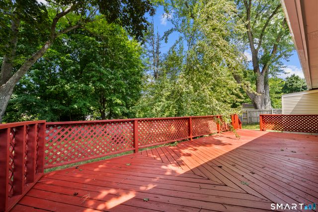 72 Vernon Street, Manchester, CT 06042