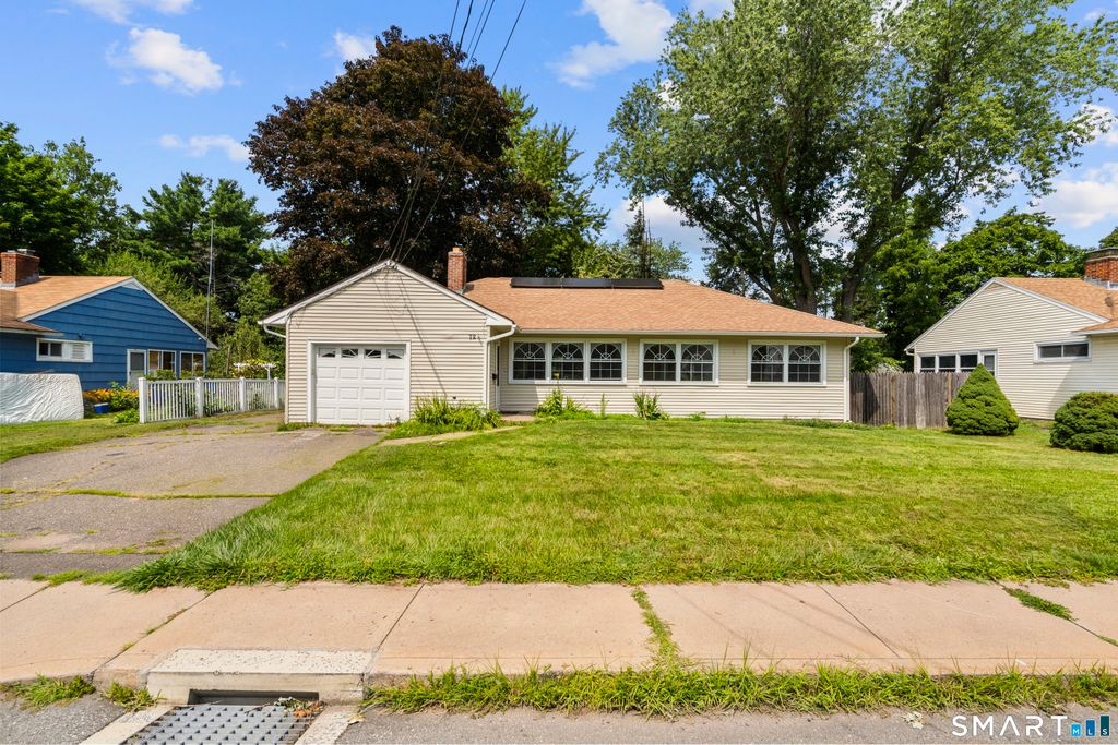 72 Vernon Street, Manchester, CT 06042