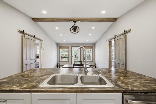 376 Bright Eyes Drive, Westminster, SC 29693