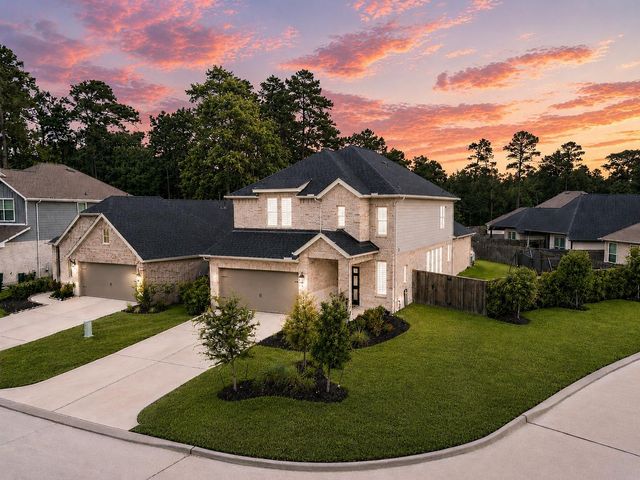 304 Mullins Court, Montgomery, TX 77316