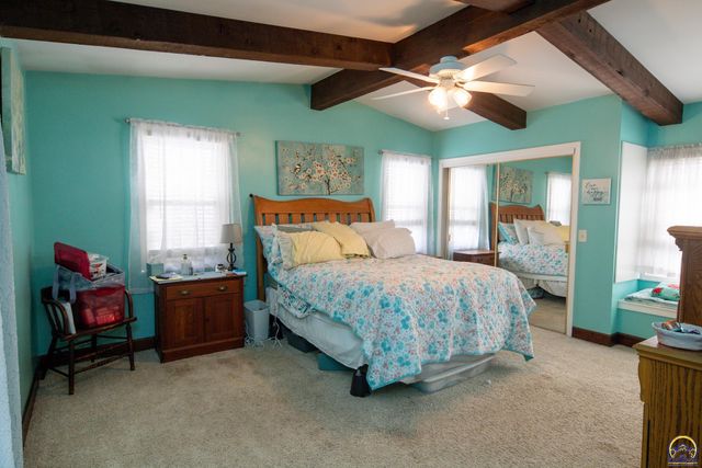 2021 Morningside Dr, Emporia, KS 66801