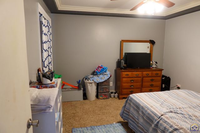 2021 Morningside Dr, Emporia, KS 66801