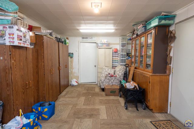 2021 Morningside Dr, Emporia, KS 66801