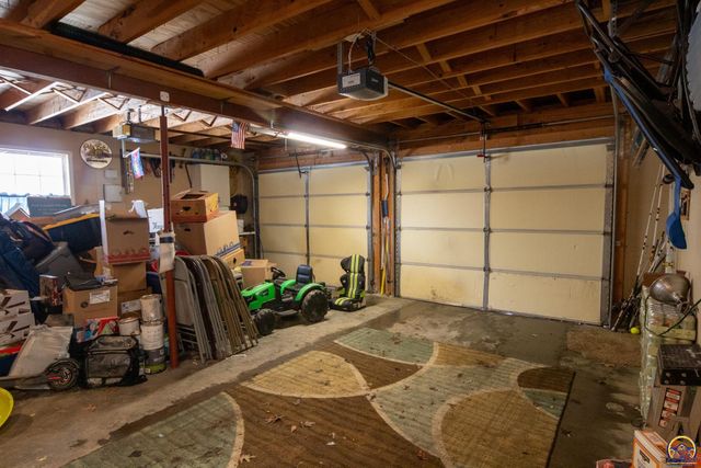 2021 Morningside Dr, Emporia, KS 66801