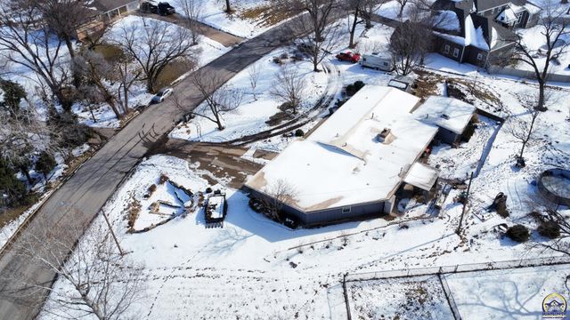 2021 Morningside Dr, Emporia, KS 66801