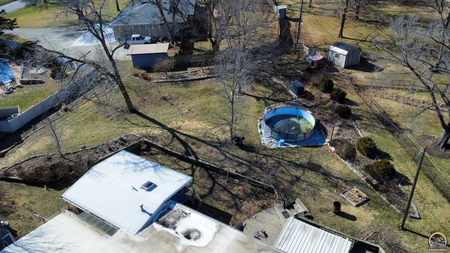 2021 Morningside Dr, Emporia, KS 66801