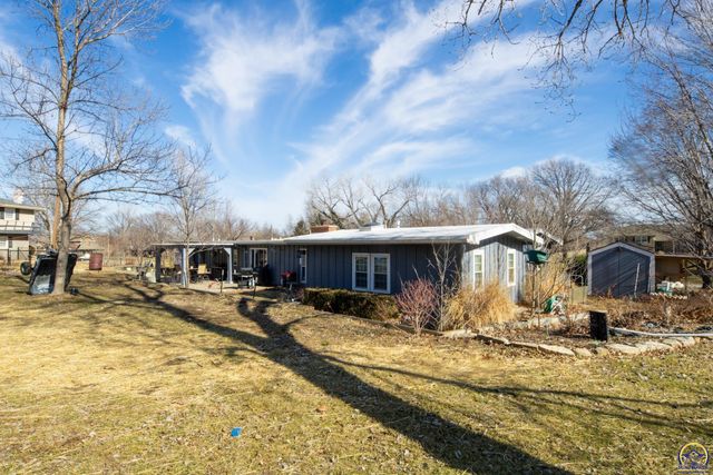 2021 Morningside Dr, Emporia, KS 66801