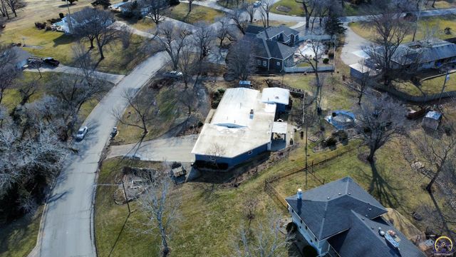 2021 Morningside Dr, Emporia, KS 66801