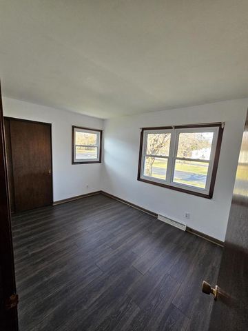 1305 Endl BOULEVARD, Fort Atkinson, WI 53538