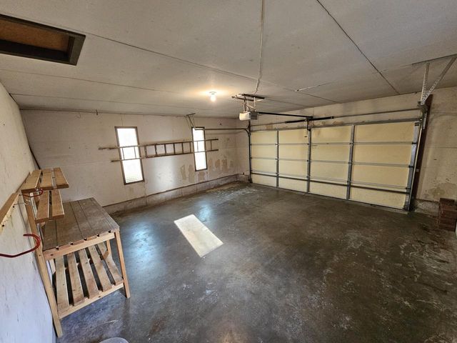 1305 Endl BOULEVARD, Fort Atkinson, WI 53538