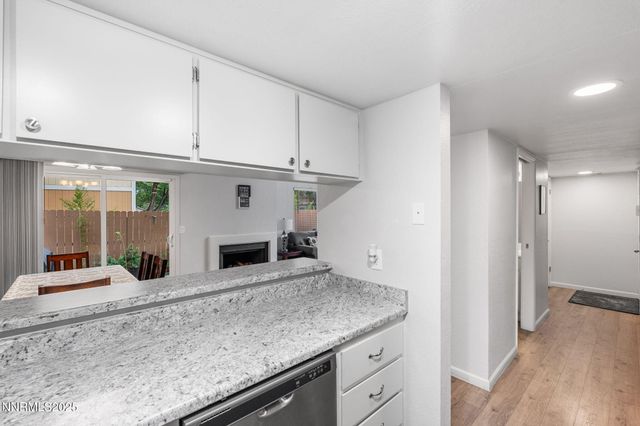 1563 Steven Court, Sparks, NV 89431