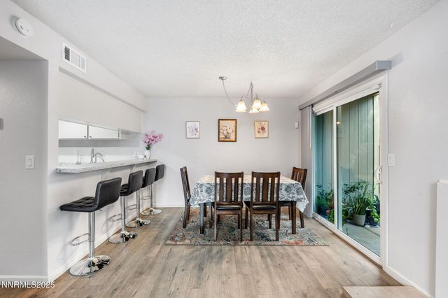 1563 Steven Court, Sparks, NV 89431