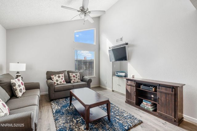 1563 Steven Court, Sparks, NV 89431