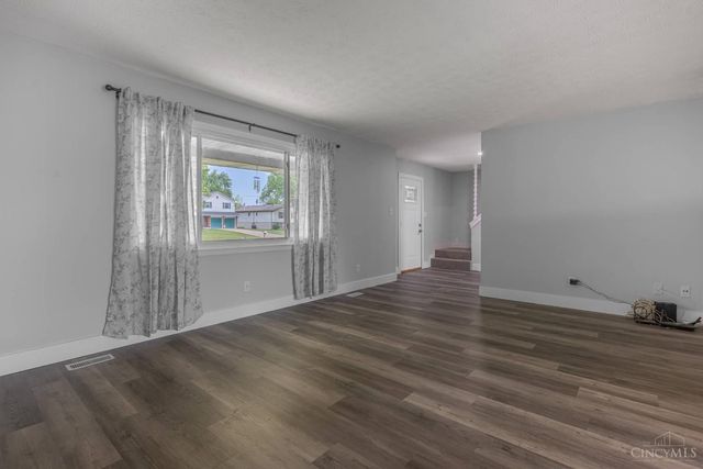 7401 Beth Court, Carlisle, OH 45005