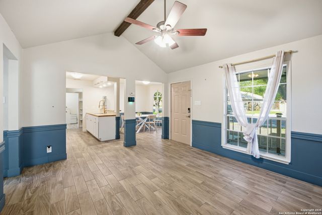 11434 Fort Wyne Dr, San Antonio, TX 78245