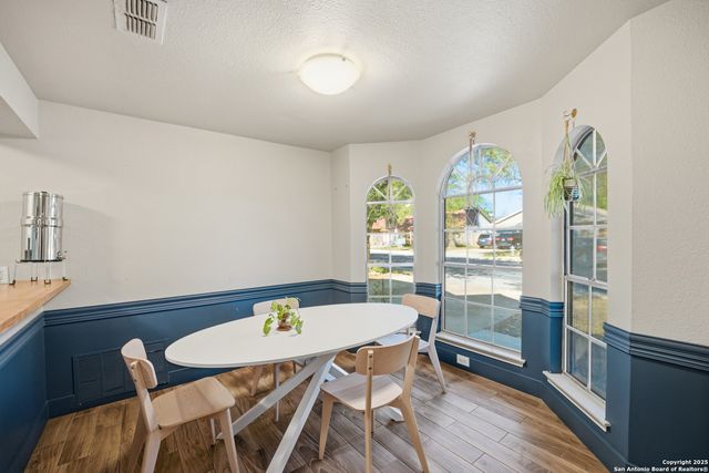 11434 Fort Wyne Dr, San Antonio, TX 78245