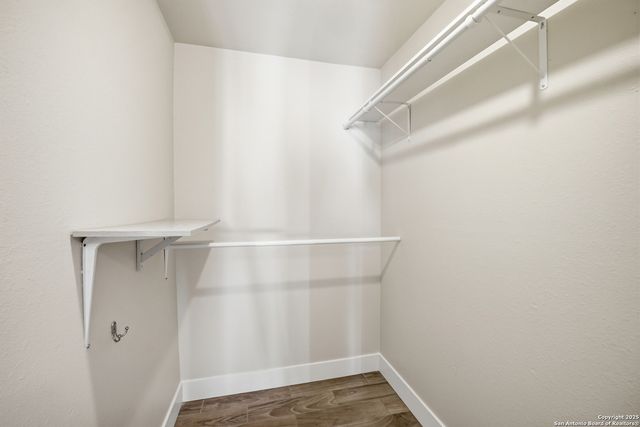 11434 Fort Wyne Dr, San Antonio, TX 78245