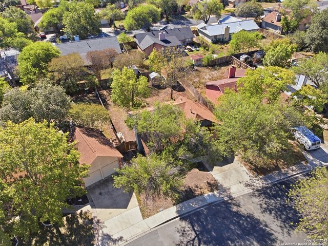 11434 Fort Wyne Dr, San Antonio, TX 78245