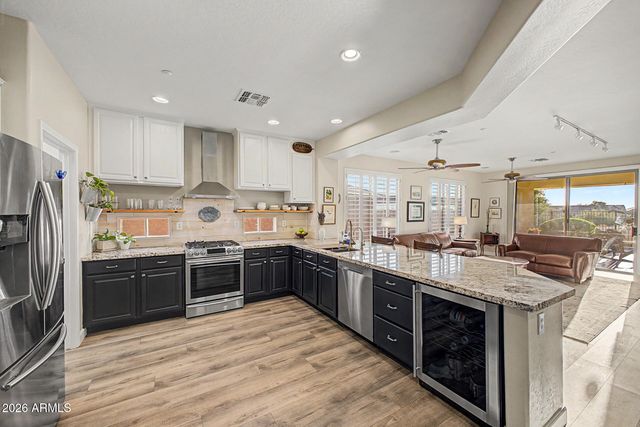 41024 N NOBLE HAWK Way, Anthem, AZ 85086