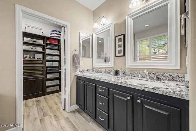 41024 N NOBLE HAWK Way, Anthem, AZ 85086