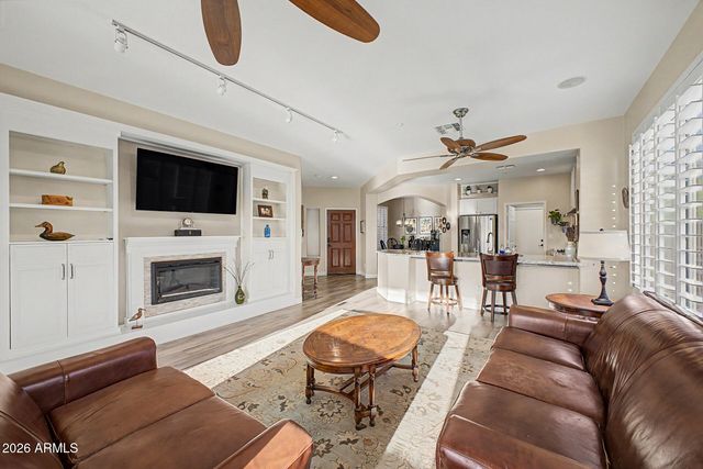 41024 N NOBLE HAWK Way, Anthem, AZ 85086