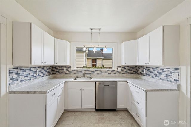 3102 Aberdeen Avenue, Hoquiam, WA 98550