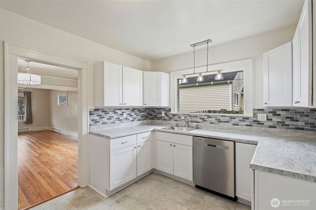 3102 Aberdeen Avenue, Hoquiam, WA 98550