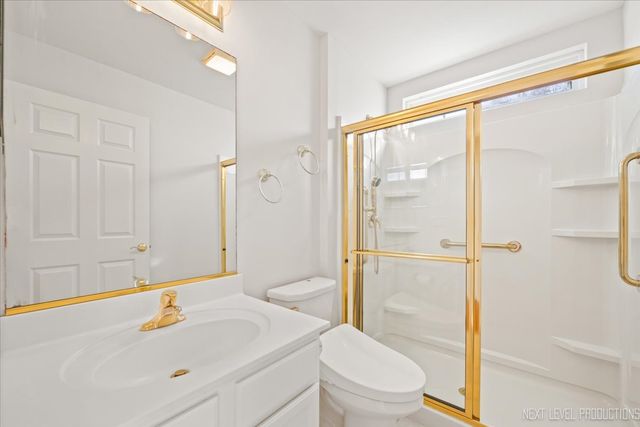 608 Clearwater Court, Oswego, IL 60543