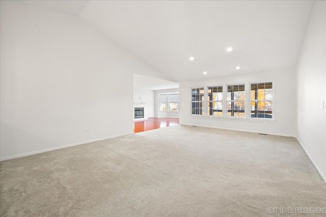 608 Clearwater Court, Oswego, IL 60543