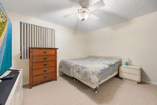 2761 Village Boulevard 303, West Palm Beach, FL 33409