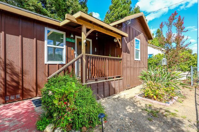 14120 Grove St, Walnut Grove, CA 95690