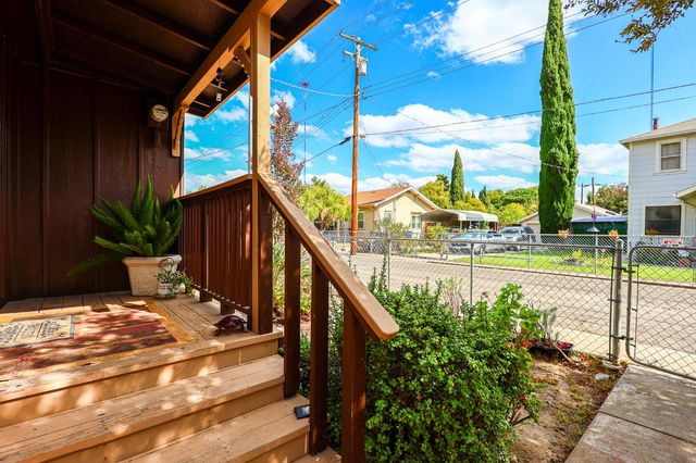 14120 Grove St, Walnut Grove, CA 95690