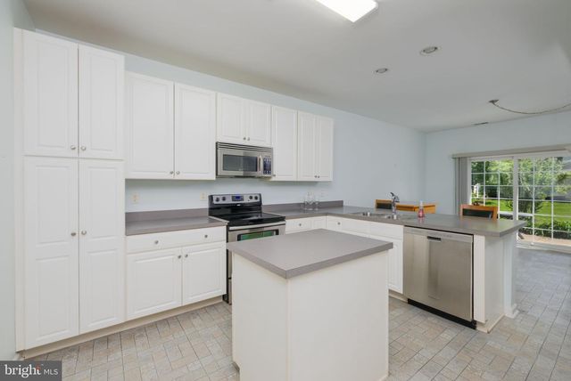 467 SWEETMAN DR, Bear, DE 19701