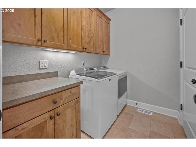 769 Ne 66TH Ave, Hillsboro, OR 97124