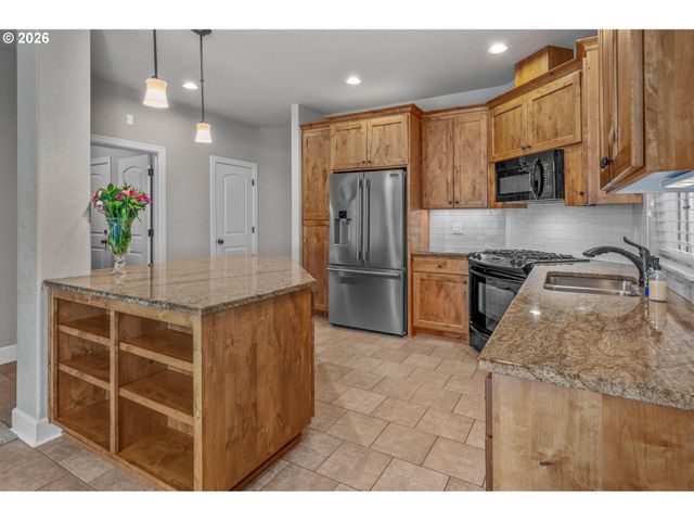 769 Ne 66TH Ave, Hillsboro, OR 97124