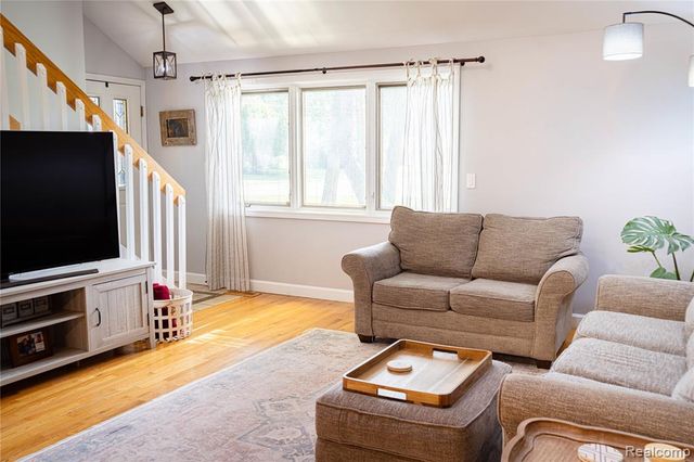 8971 Highland Drive, Freeland, MI 48623